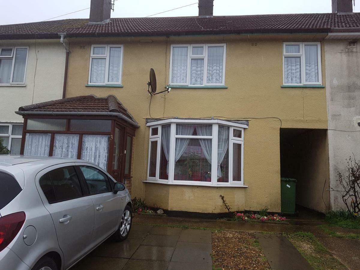Home Accommodation Southampton Exterior photo